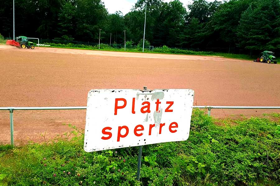 Sanierungsarbeiten am Sportplatz