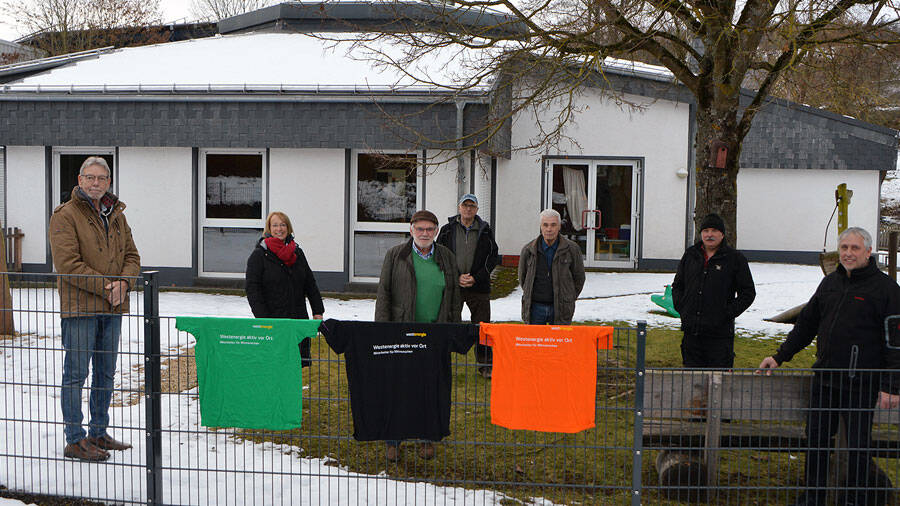 Von Links: Peter Gensheimer, Petra Lüder, Heinz Berresheim, Heinz Thomè, Werner Retterath, Franz Molitor und Ulrich Faßbernder © Boos-Eifel.de Foto: Axel Schneider